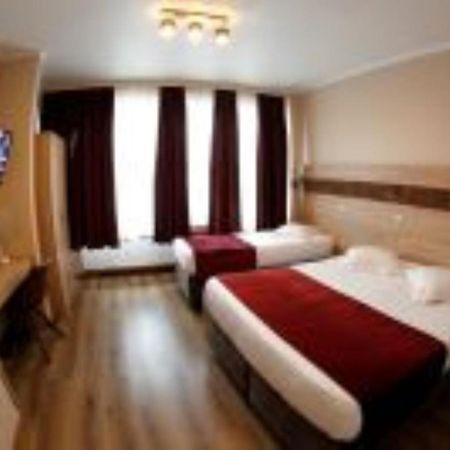 Hotel De France Saint-Gilles Εξωτερικό φωτογραφία