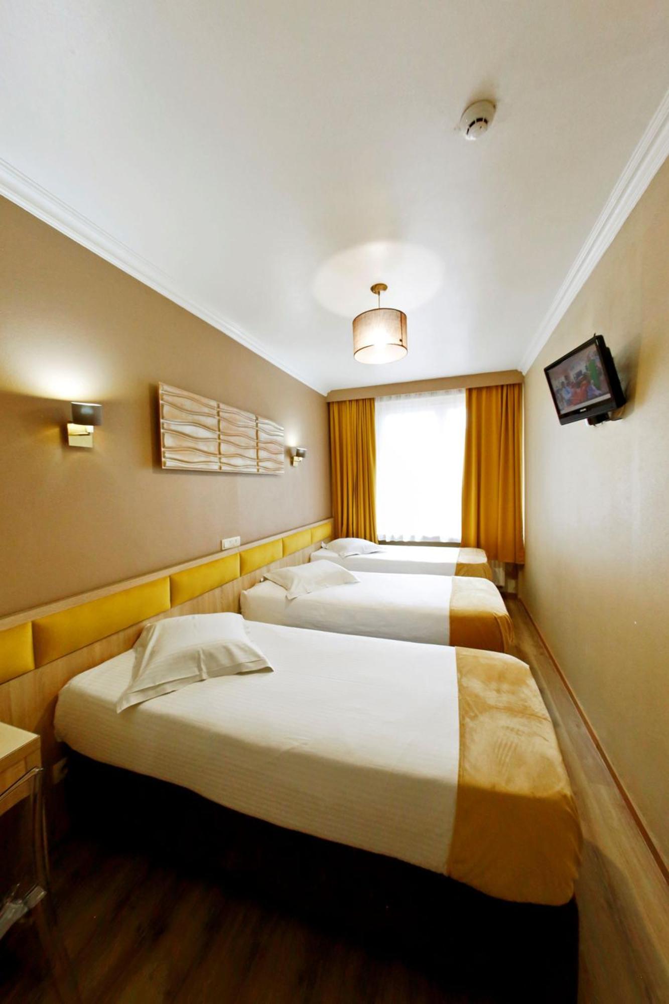 Hotel De France Saint-Gilles Εξωτερικό φωτογραφία