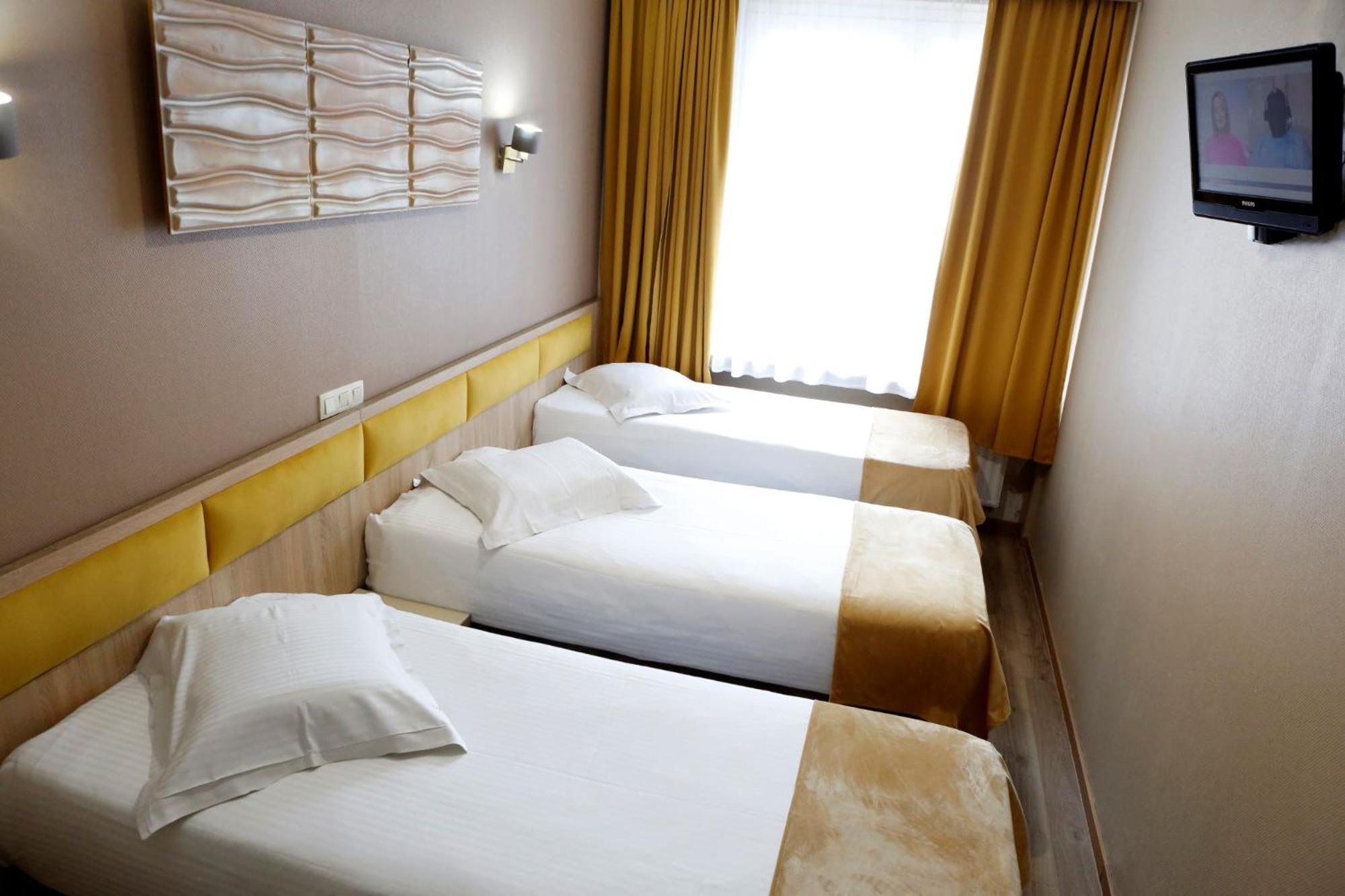 Hotel De France Saint-Gilles Εξωτερικό φωτογραφία