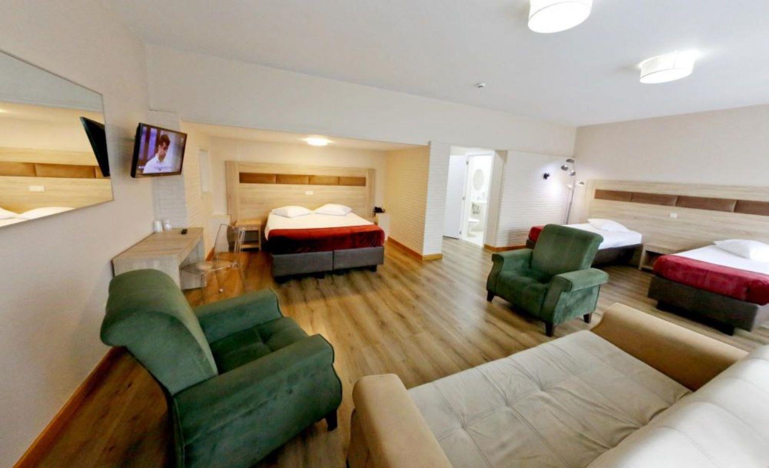 Hotel De France Saint-Gilles Εξωτερικό φωτογραφία