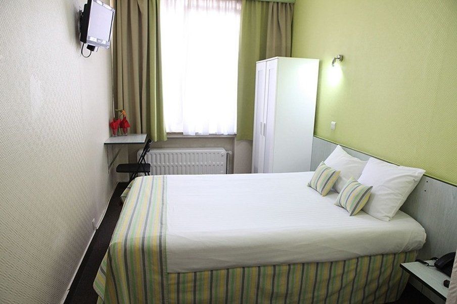 Hotel De France Saint-Gilles Εξωτερικό φωτογραφία